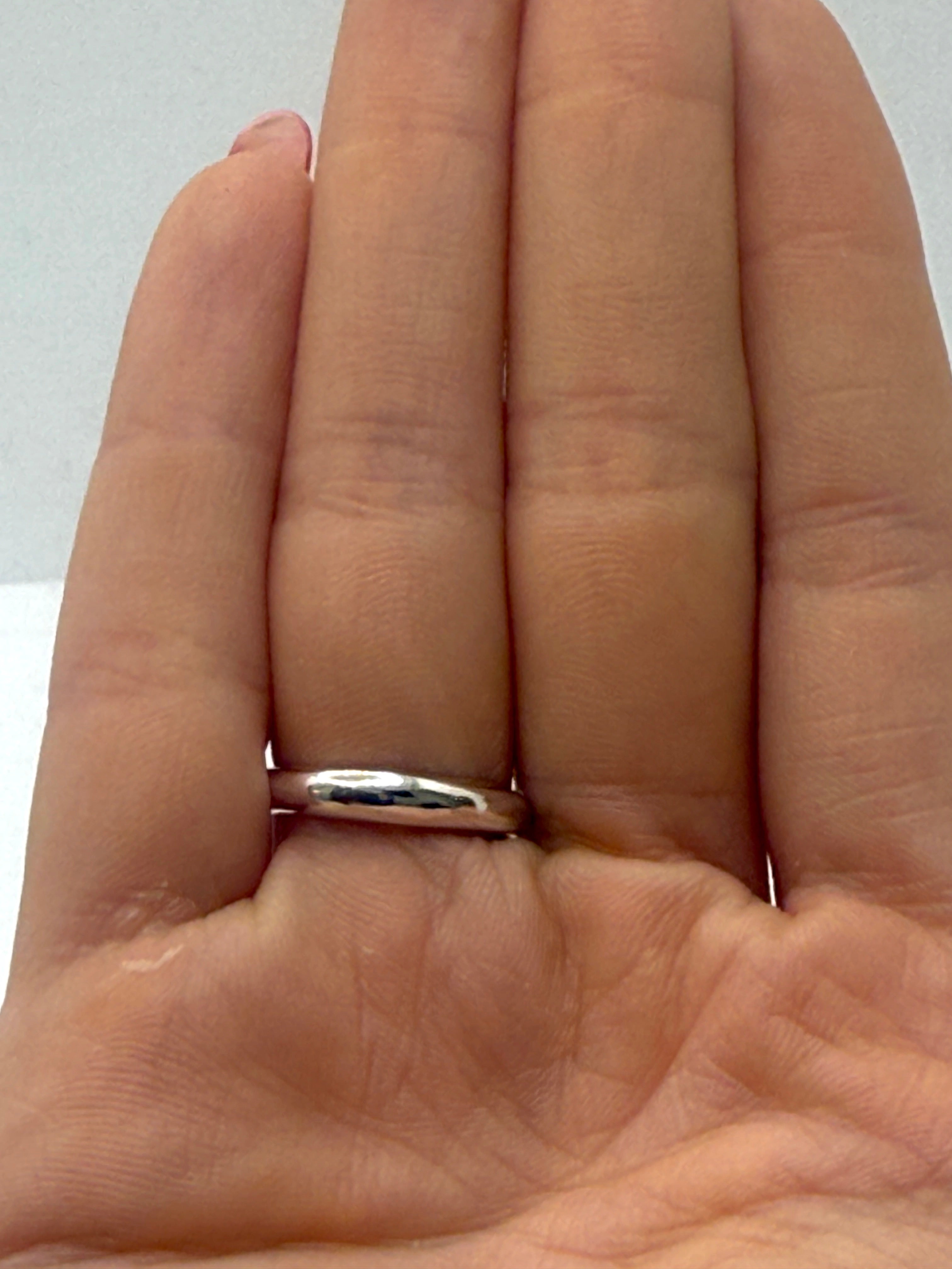 Cavern Ring – 925 Sterling Silver - Band Ring - Stööki Jewellery Londo