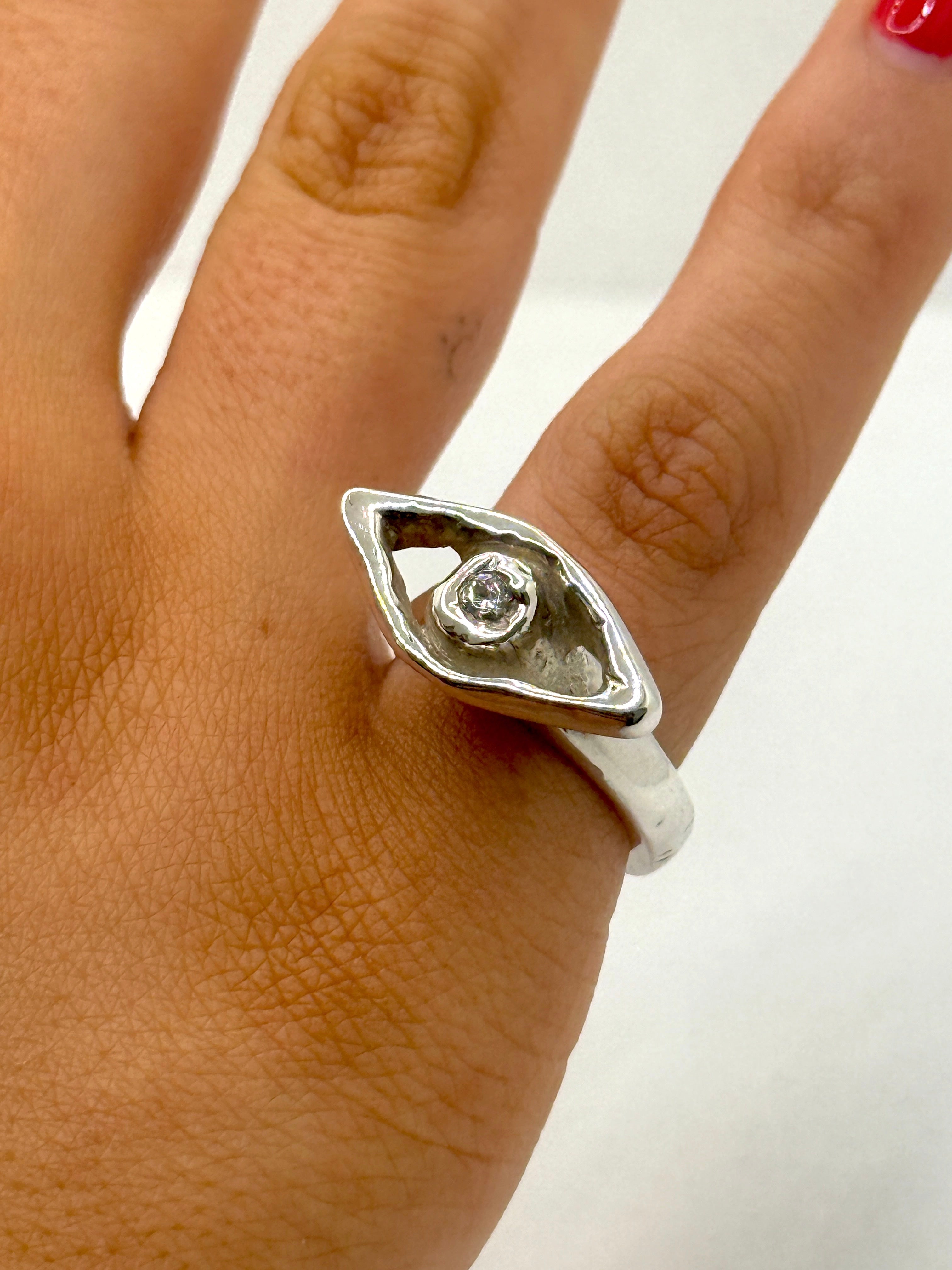 Eye Clear Gemstone Ring – 925 Sterling Silver | Unique Minimalist Stat ...