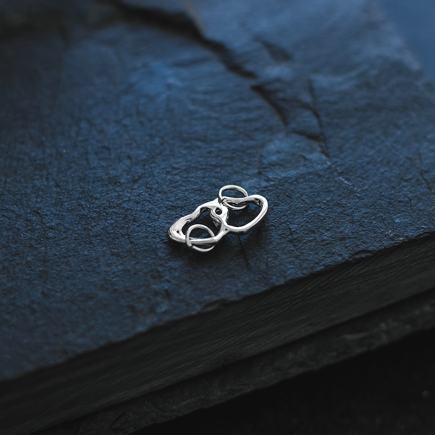 Interlocking Hearts Charm - 925 Sterling Silver - Small Pendant