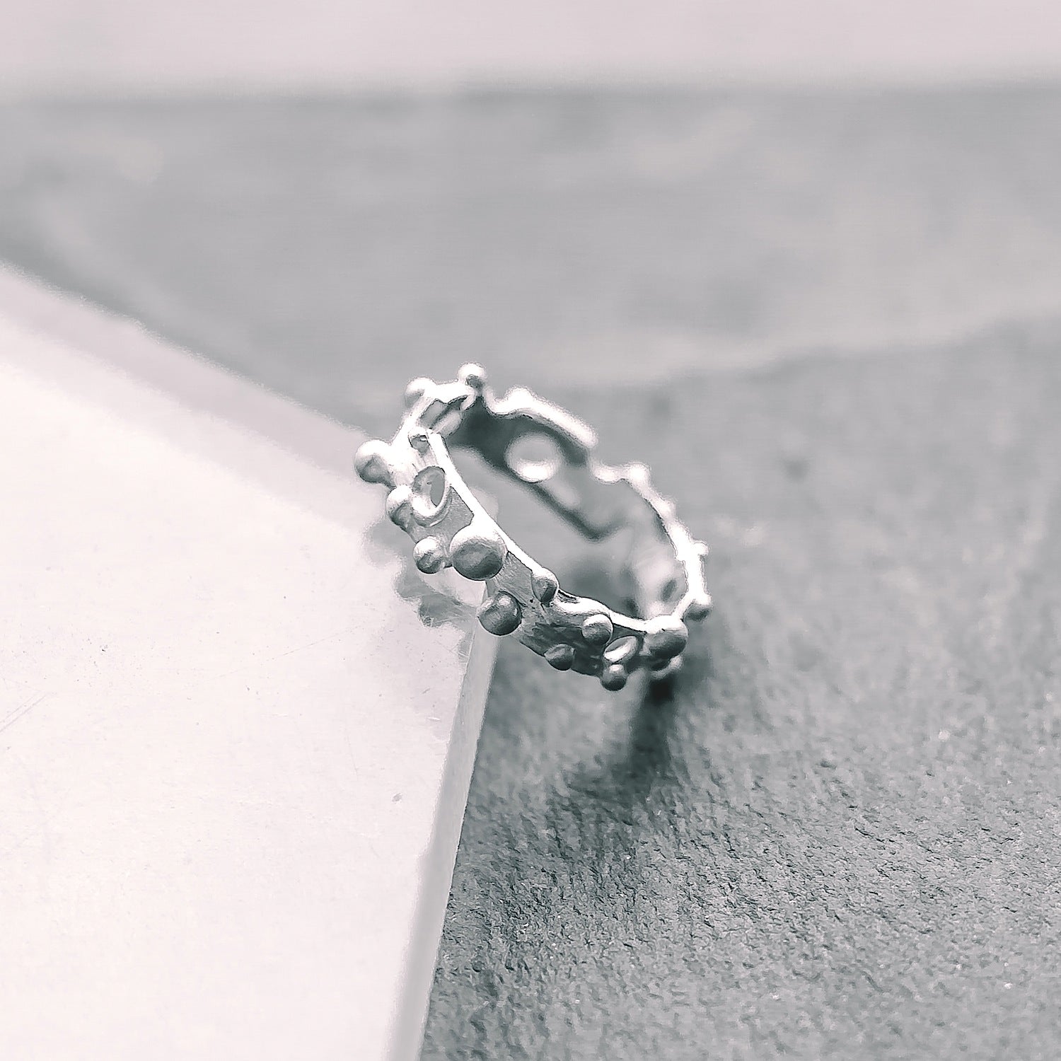 Quantum Band Ring - 925 Sterling Silver