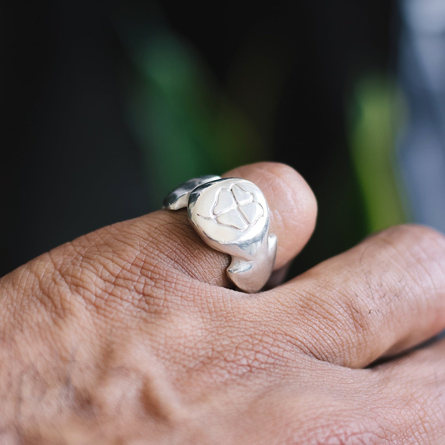 Shamrock Four Leaf Clover Signet Ring - 925 Sterling Silver - Handcrafted