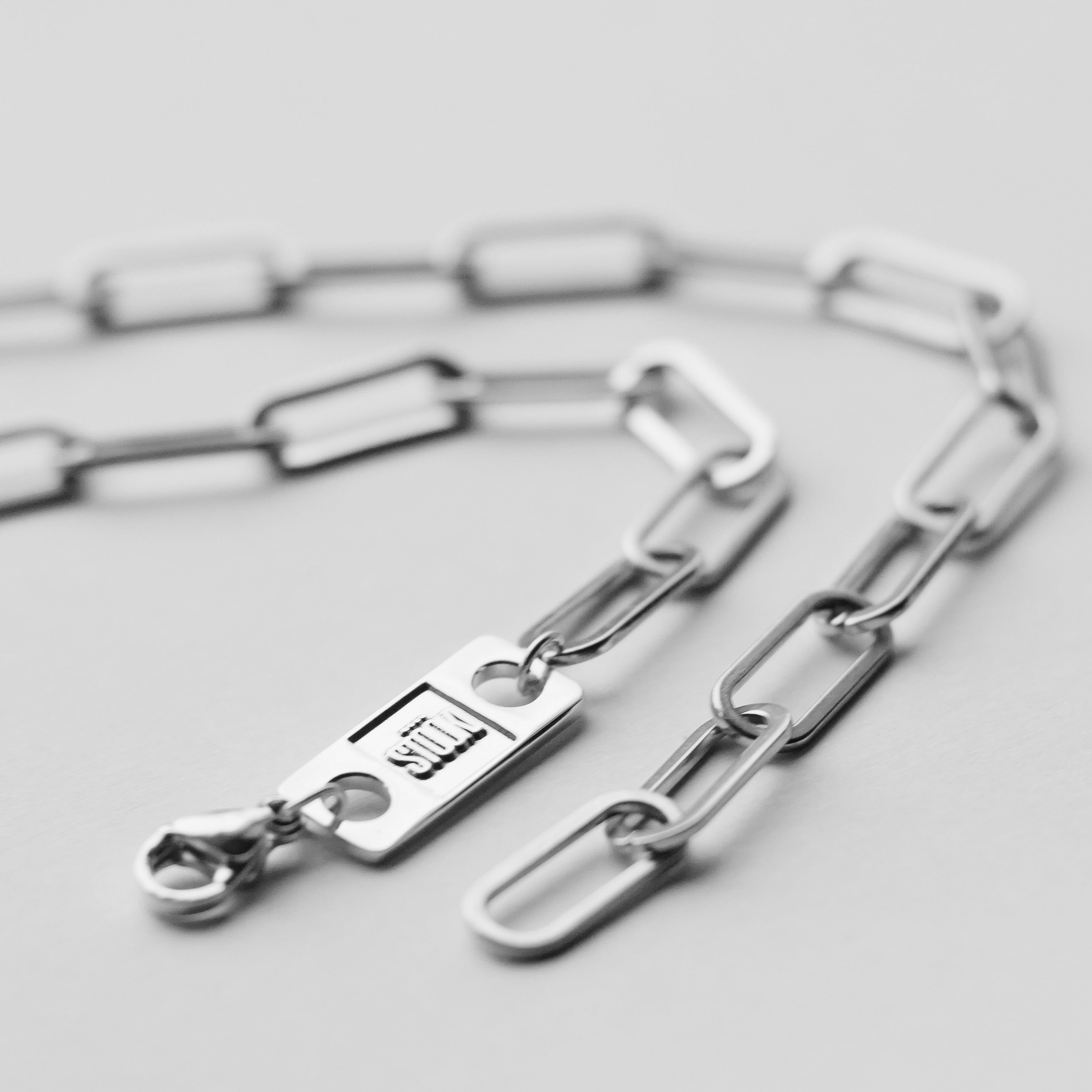 CONNECTION Necklace - Silver