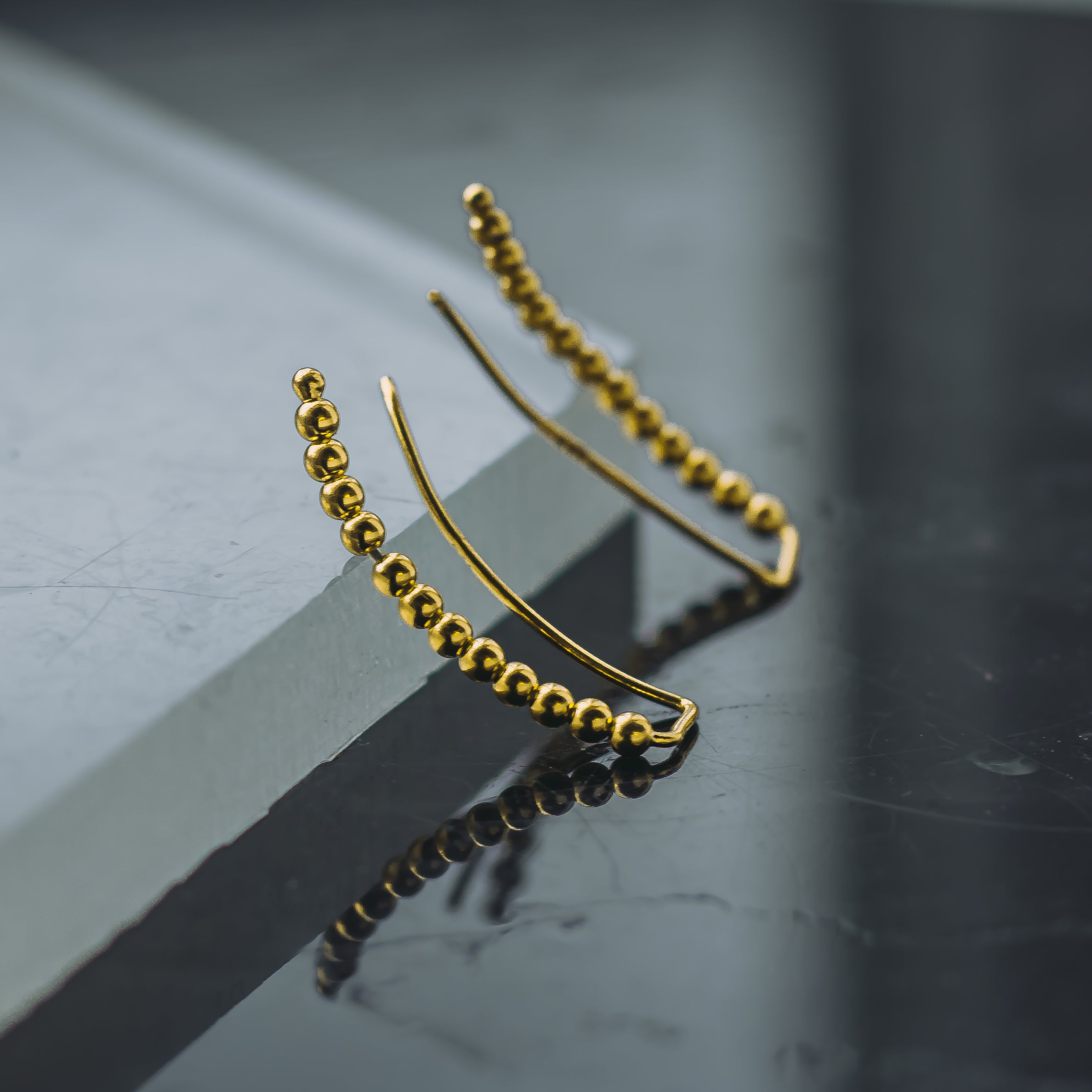 Legacy Dot Climber Earrings - Gold