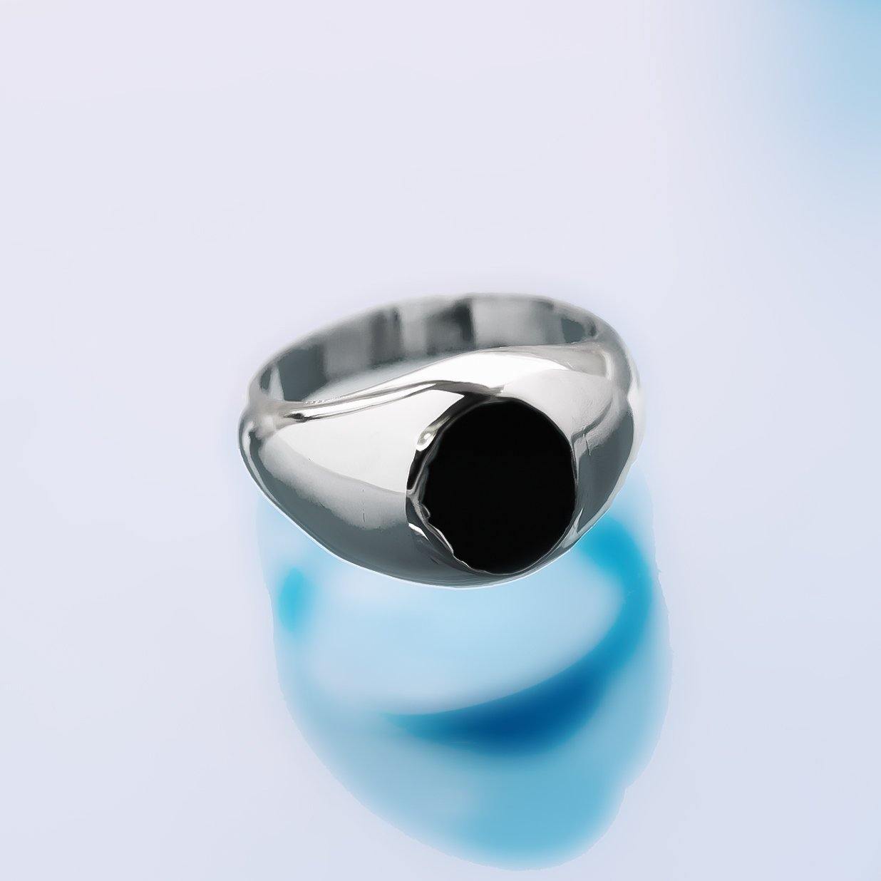 ULTRAONYX Hand-Crafted Sovereign Ring - Silver - Stööki